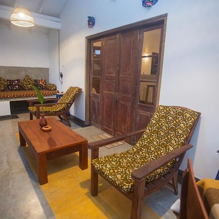 The Chilli Studio Apartment Unawatuna Bagian luar foto