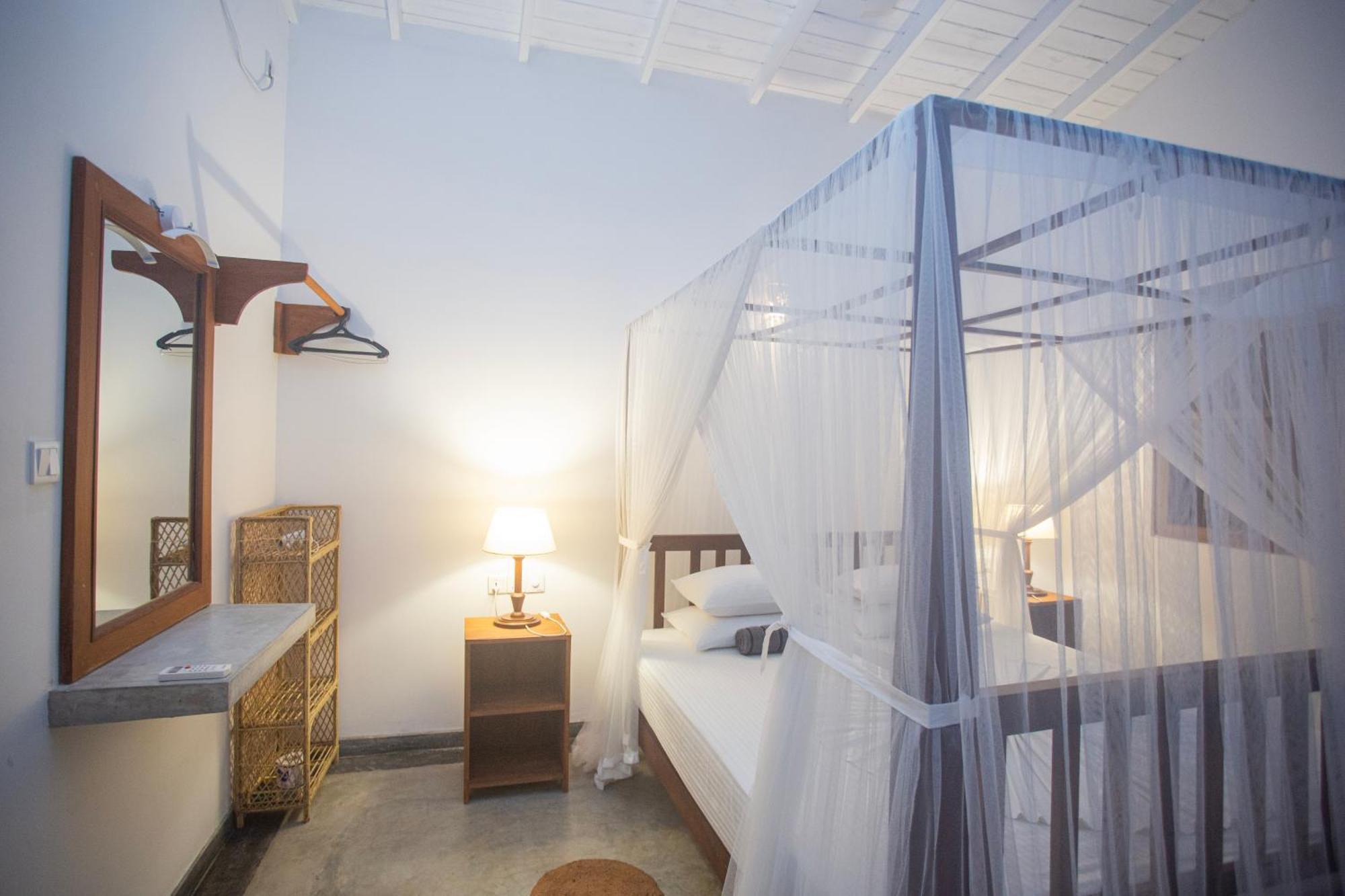 The Chilli Studio Apartment Unawatuna Bagian luar foto